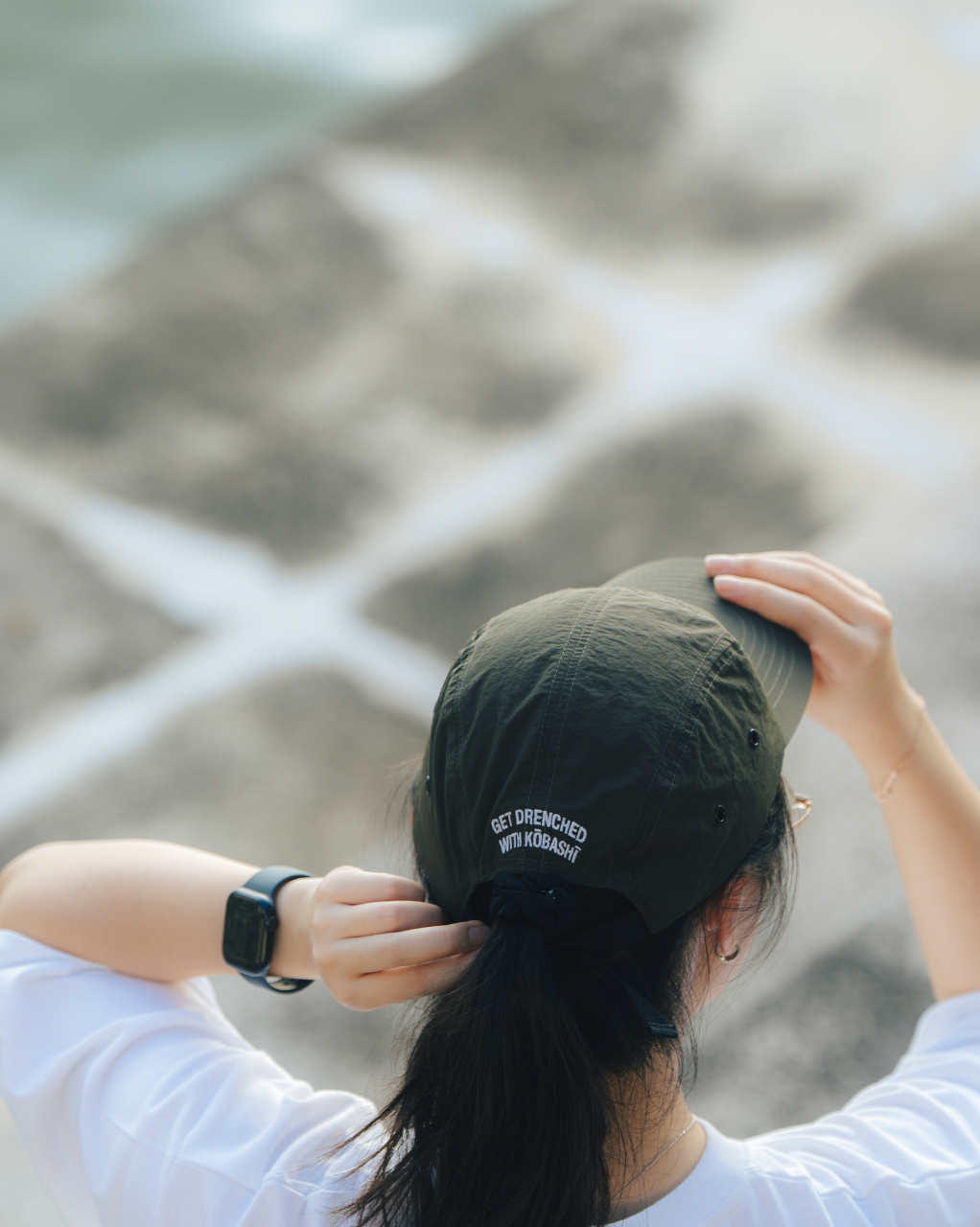 "GET DRENCHED" 5 PANEL BROWN