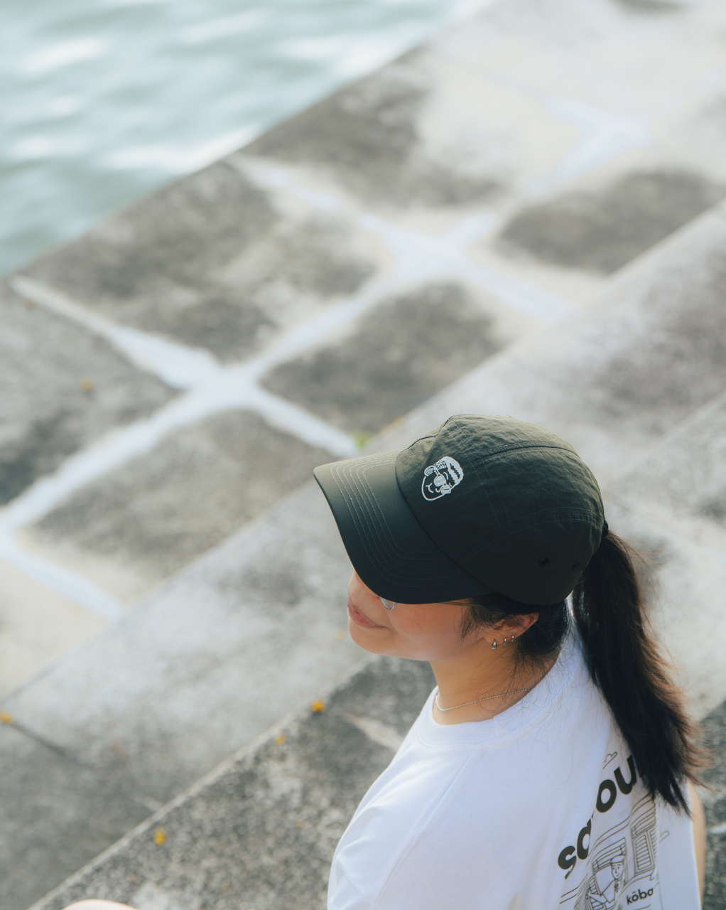 "GET DRENCHED" 5 PANEL BROWN